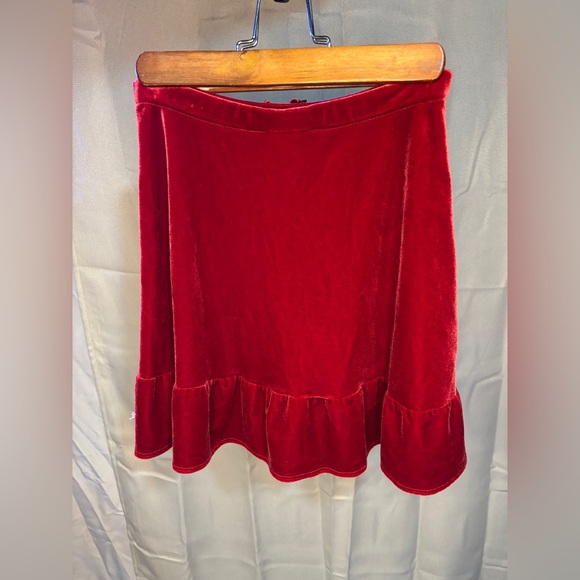 Land’s End - Red Velour Skirt - - Picture 2 of 6